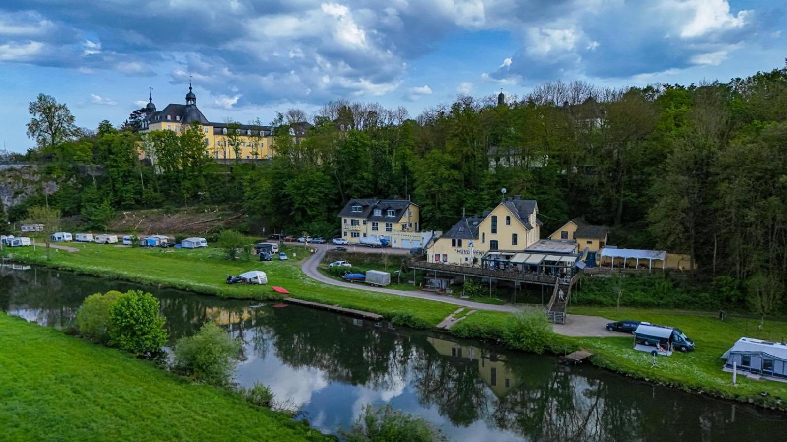 Ferienwohnung Riverside Resort Idyllisch Direkt An Der Lahn Diez Exteriér fotografie
